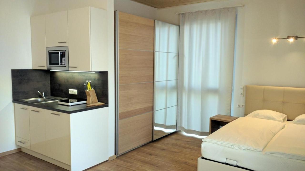 211 Amsterdam, Studio Apartment, 30M2 1-4 Pers Klagenfurt am Woerthersee ภายนอก รูปภาพ