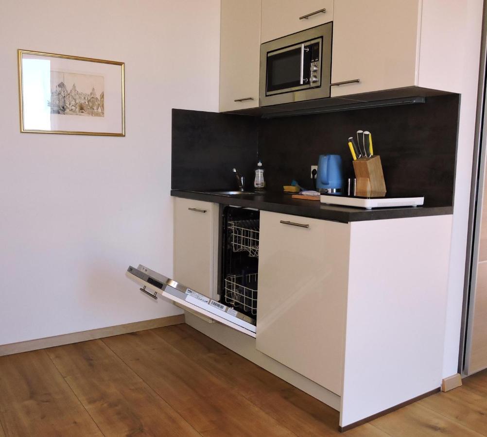 211 Amsterdam, Studio Apartment, 30M2 1-4 Pers Klagenfurt am Woerthersee ภายนอก รูปภาพ