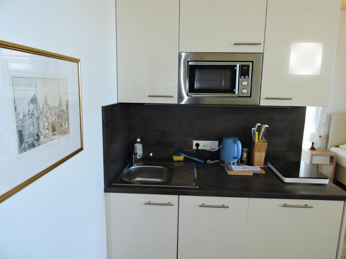 211 Amsterdam, Studio Apartment, 30M2 1-4 Pers Klagenfurt am Woerthersee ภายนอก รูปภาพ